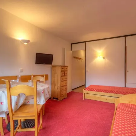 아파트 Lumineux Au Pied Des Pistes Avec Balcon, Ascenseur, Et Commodites A Proximite - Fr-1-181-2631 *